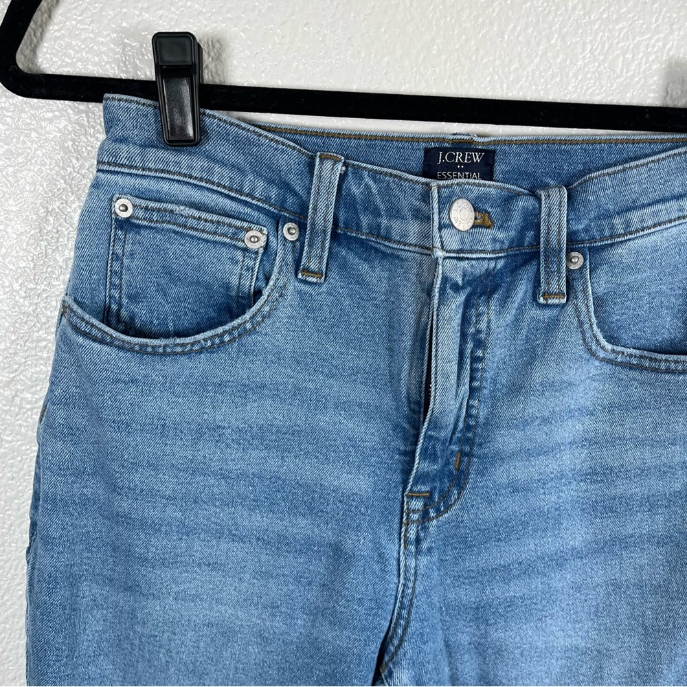 J. Crew Essential Straight-Leg Medium Wash Mid-High Rise Jeans Women’s 27 - Picture 4 of 11